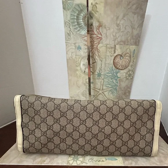 Gucci GG Supreme Padlock Shoulder Bag